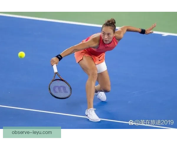 网球赛场风云再起顶尖选手激烈角逐年度冠军